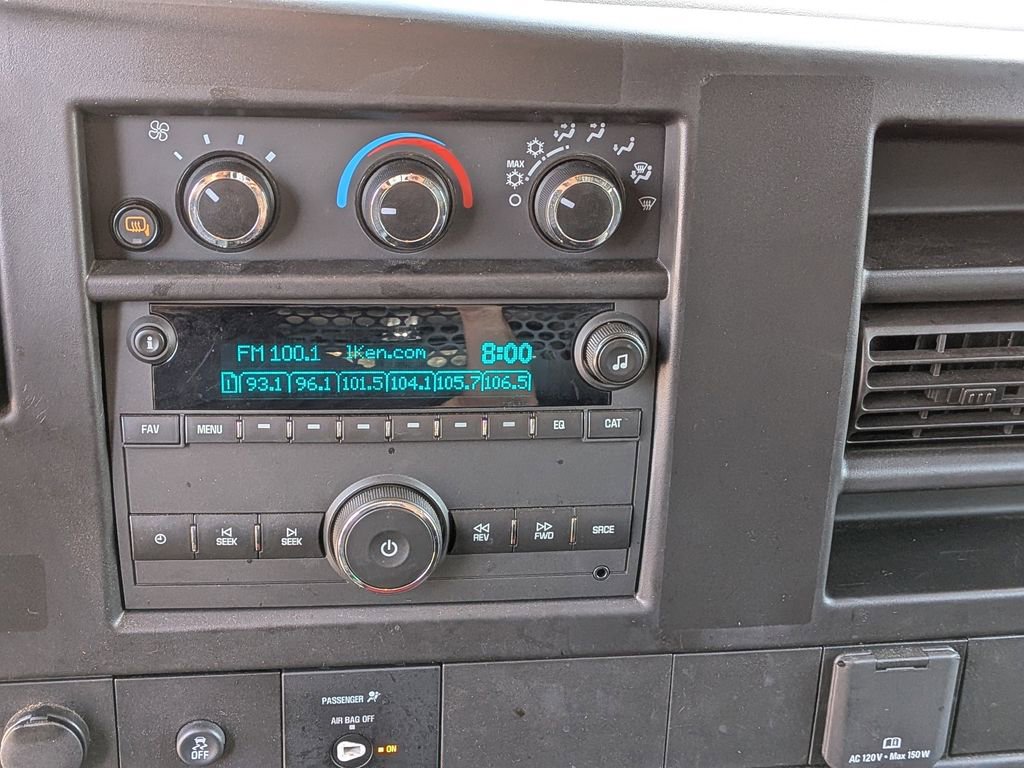 Used 2024 GMC Savana 2500 w/ Driver Convenience Package image 17