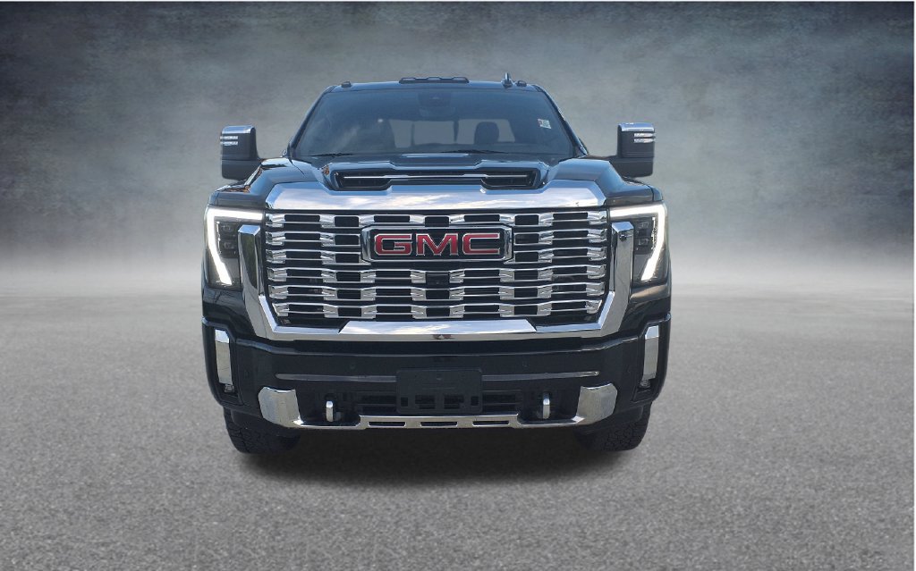 Used 2025 GMC Sierra 2500 Denali w/ Denali Reserve Package AWD/4WD image 2