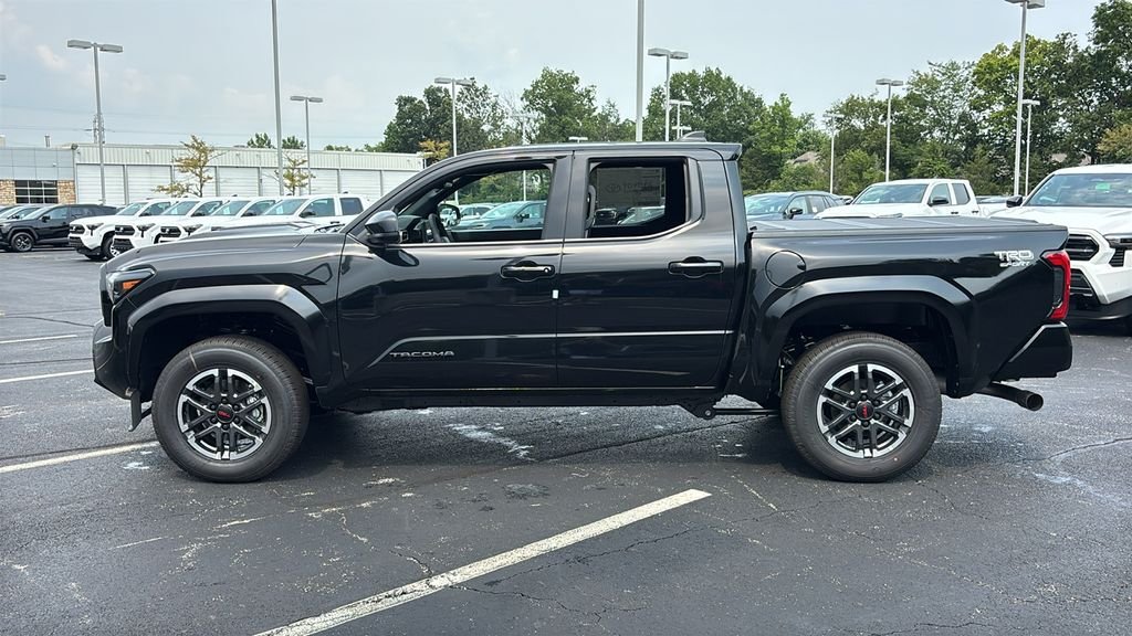 New 2026 Toyota Tacoma TRD Sport AWD/4WD image 4