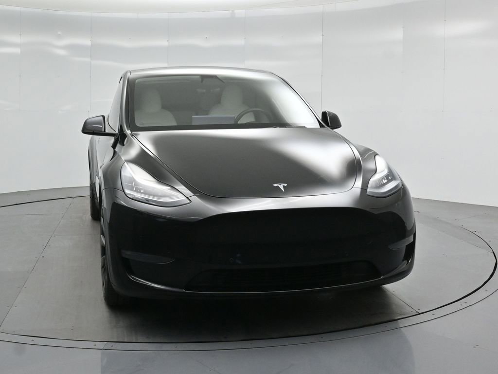 Used 2021 Tesla Model Y Long Range AWD/4WD image 46