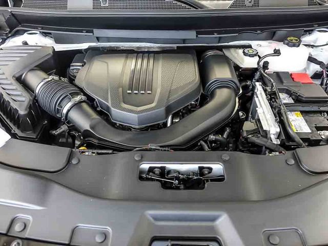 New 2026 Chevrolet Traverse RS w/ LPO, Floor Liner Package AWD/4WD image 26