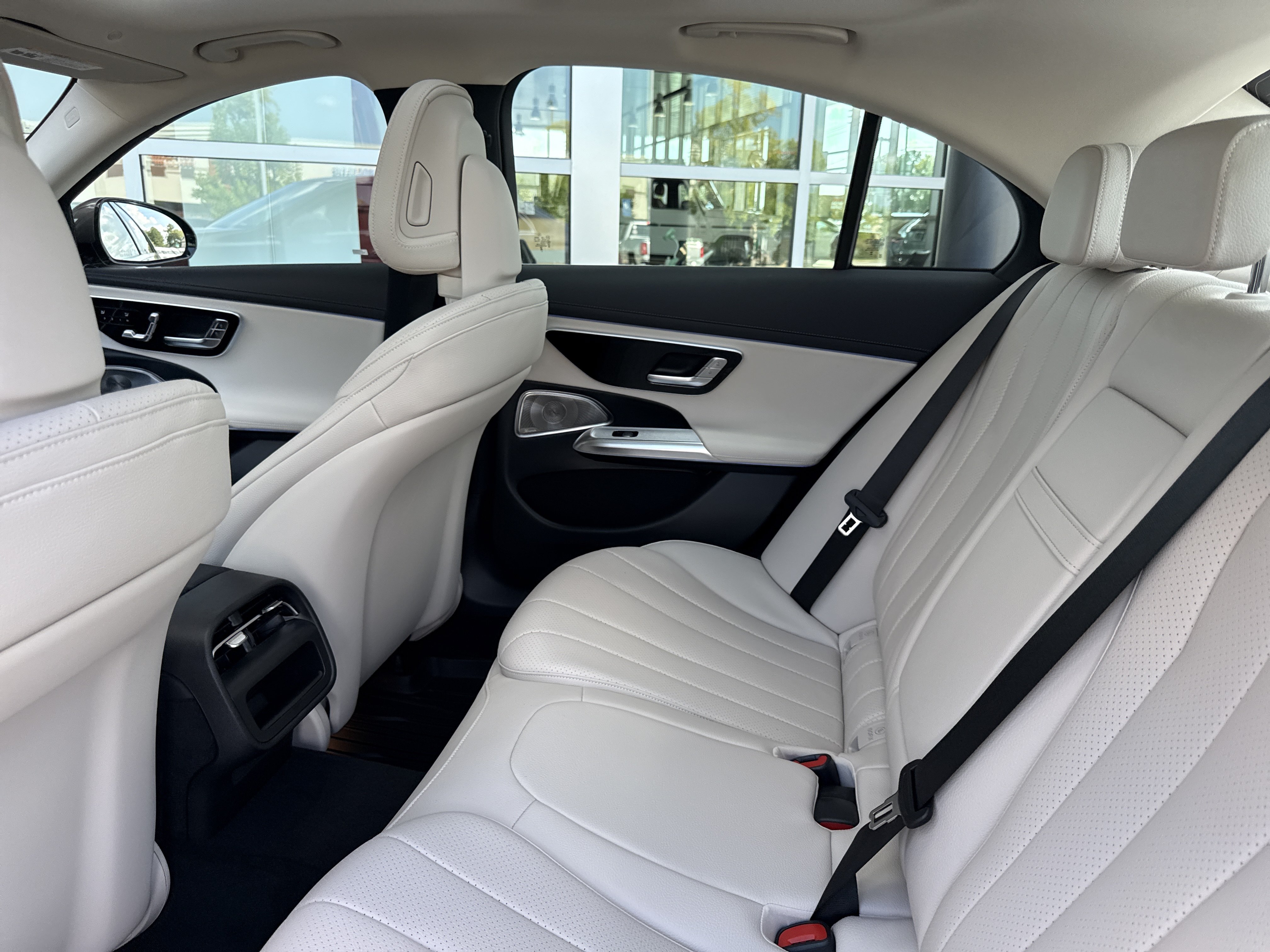 New 2027 Mercedes-Benz E 350 Sedan image 33