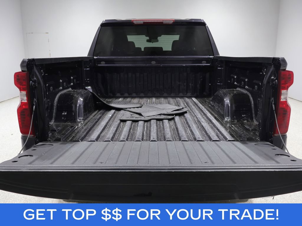 Used 2023 Chevrolet Silverado 1500 LT AWD/4WD image 5
