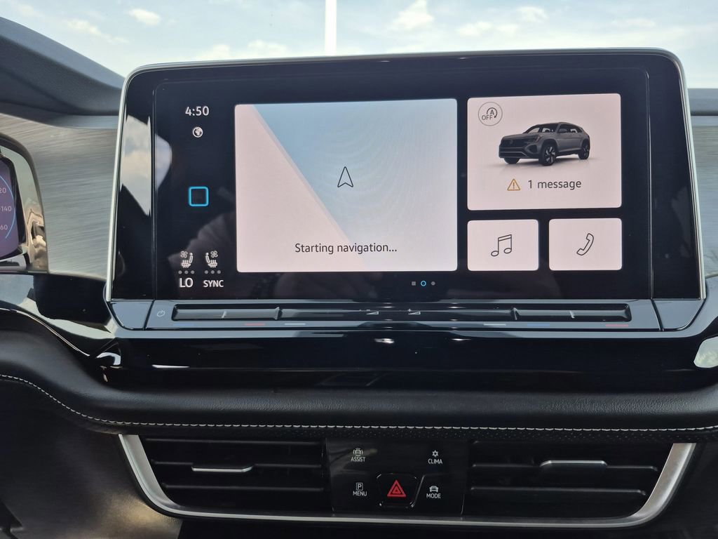 Used 2024 Volkswagen Atlas Cross Sport SE image 8