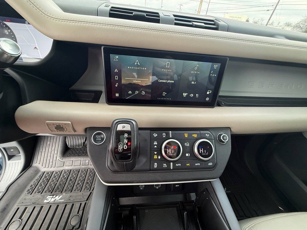Used 2020 Land Rover Defender 110 HSE image 17
