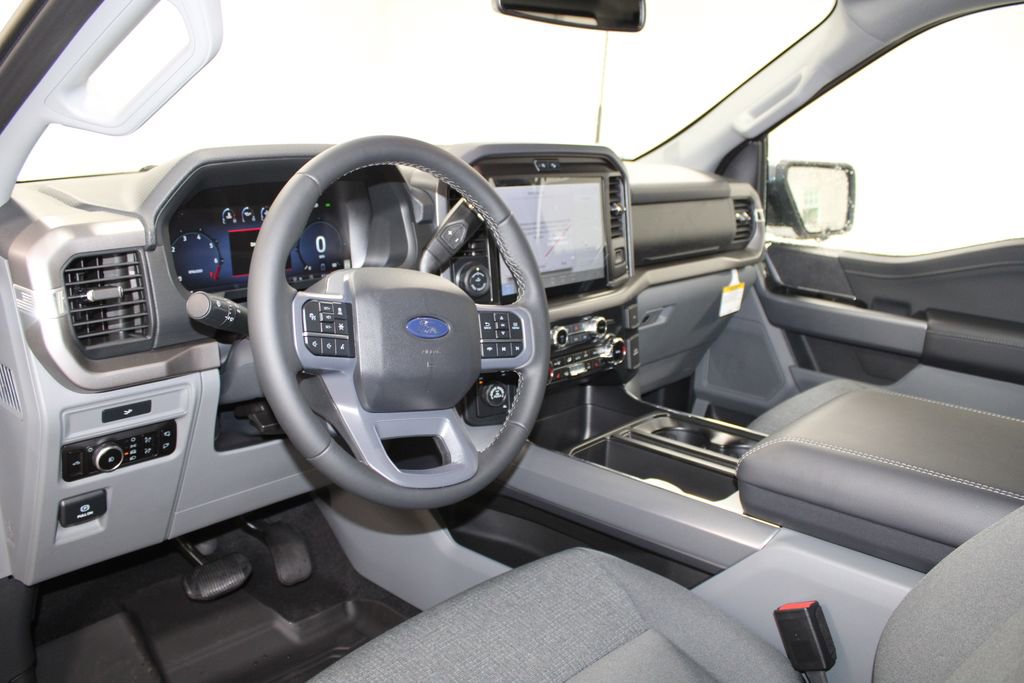 New 2026 Ford F150 XLT w/ Equipment Group 302A MID AWD/4WD image 25