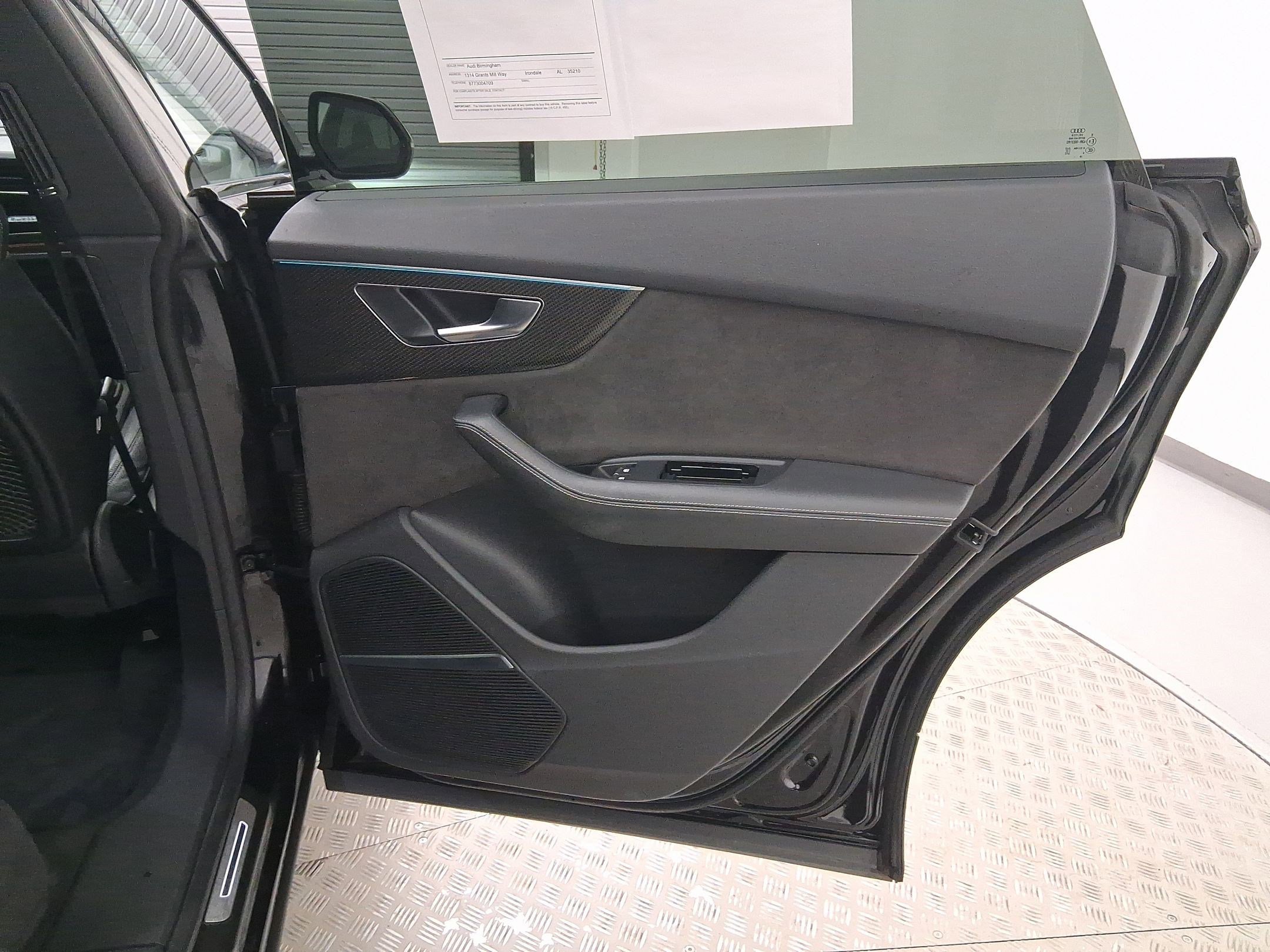 Used 2021 Audi SQ8 Prestige w/ Prestige Package image 30