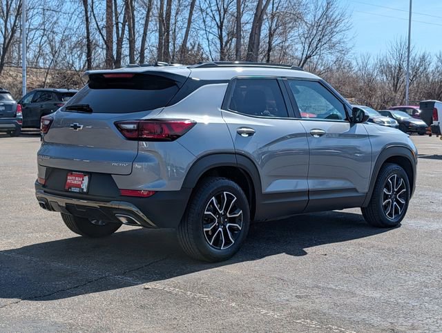 Used 2024 Chevrolet TrailBlazer ACTIV image 3