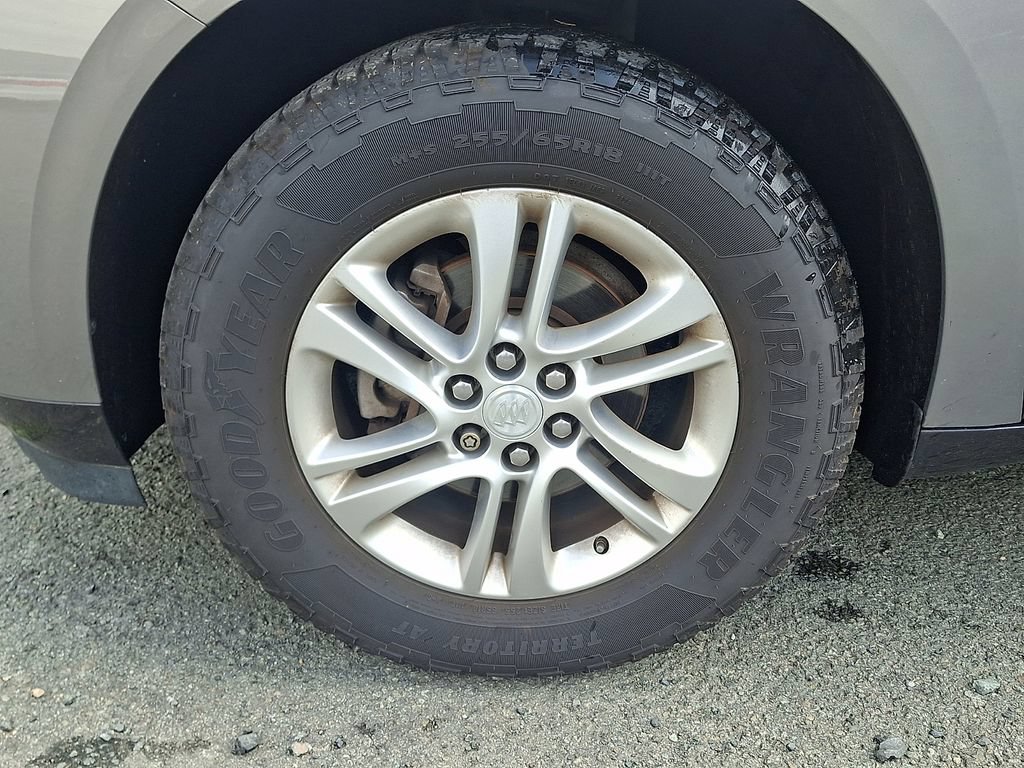 Used 2018 Buick Enclave Essence FWD image 11
