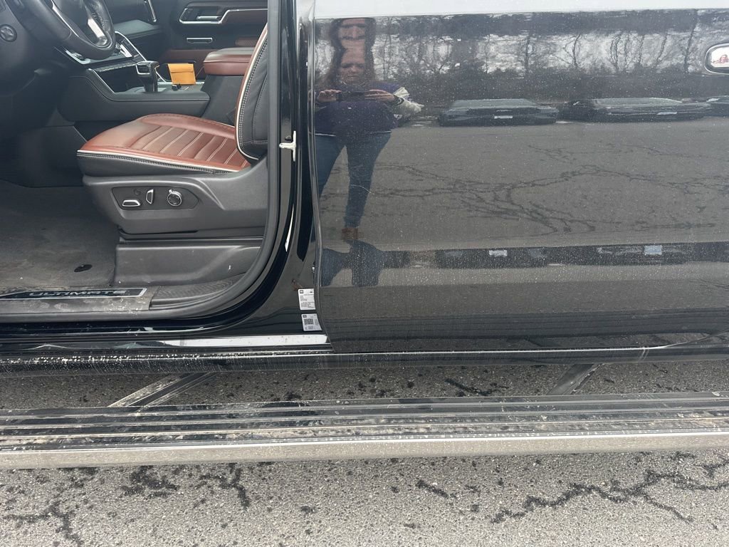 Used 2024 GMC Sierra 1500 Denali Ultimate image 10