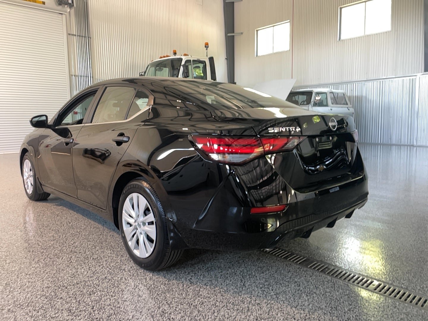 Used 2025 Nissan Sentra S FWD image 12