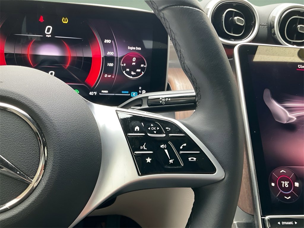 Used 2024 Mercedes-Benz GLC 300 4MATIC image 28