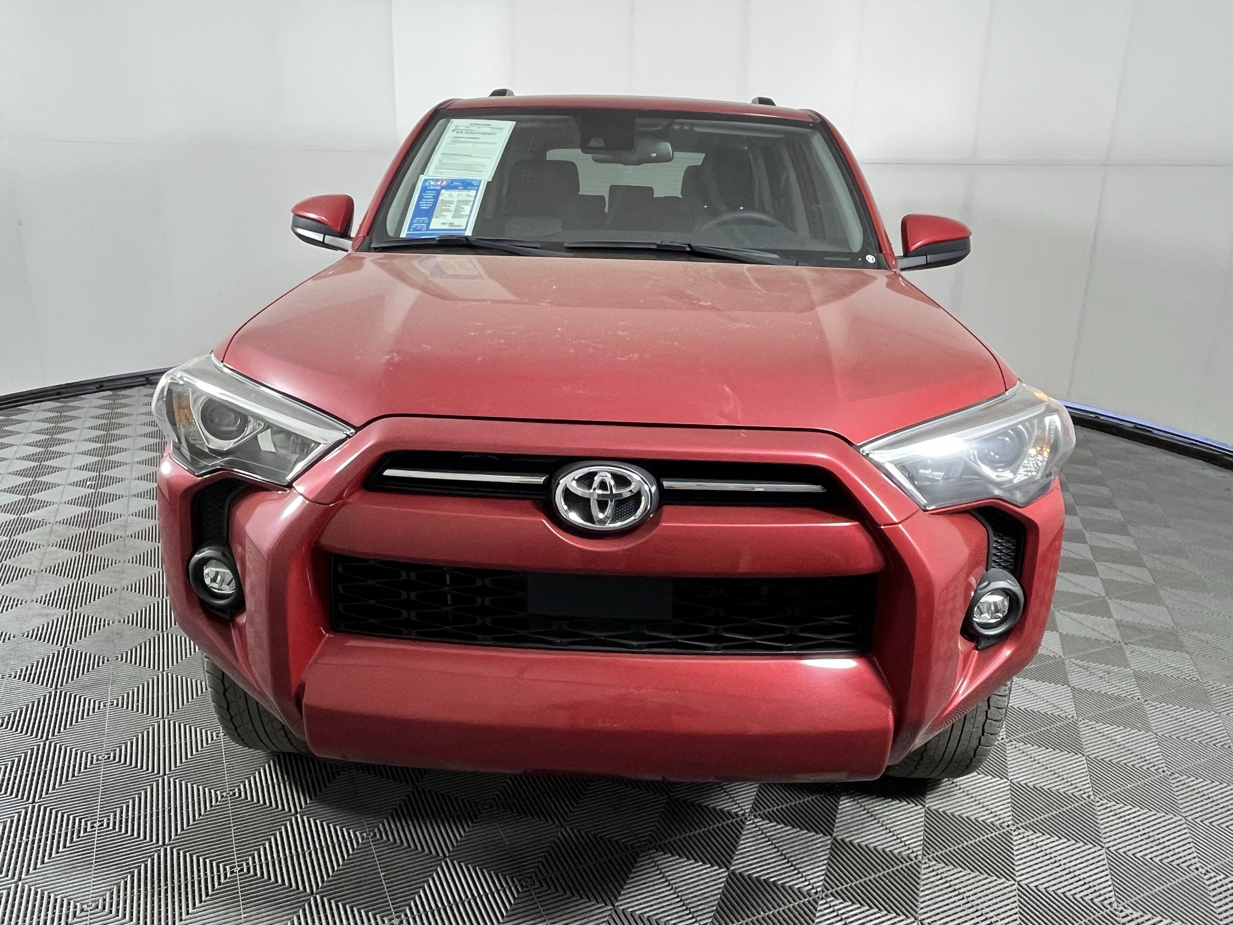 Used 2024 Toyota 4Runner SR5 AWD/4WD image 8