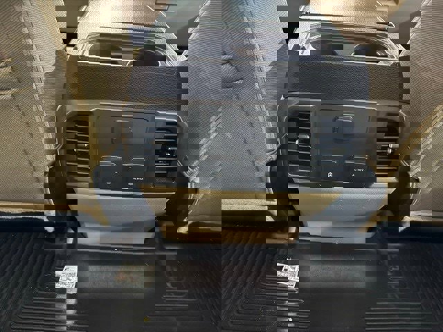 Used 2019 Ford F250 XLT w/ XLT Premium Package image 27