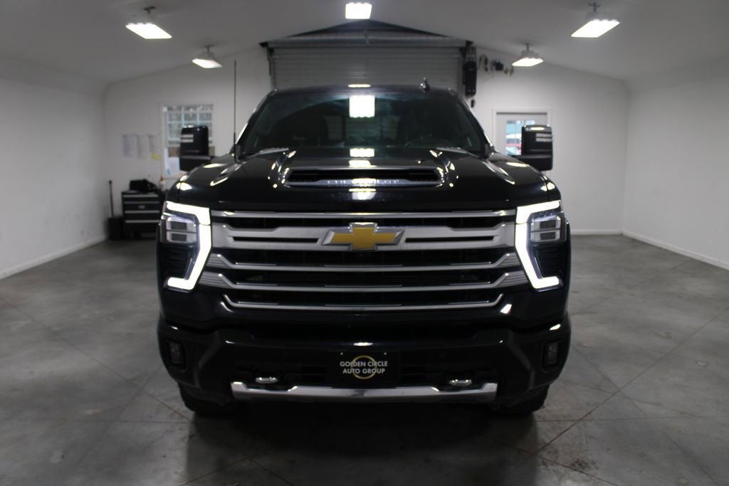 Used 2024 Chevrolet Silverado 2500 High Country w/ High Country Premium Package video 3