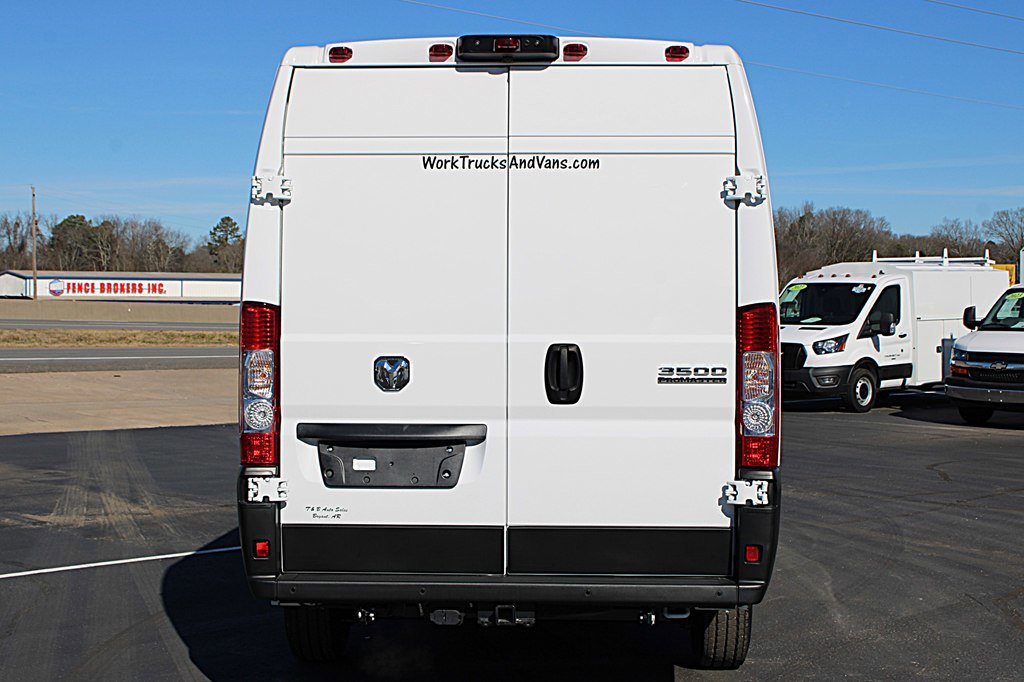 Used 2024 RAM ProMaster 3500 w/ Safety Group image 11