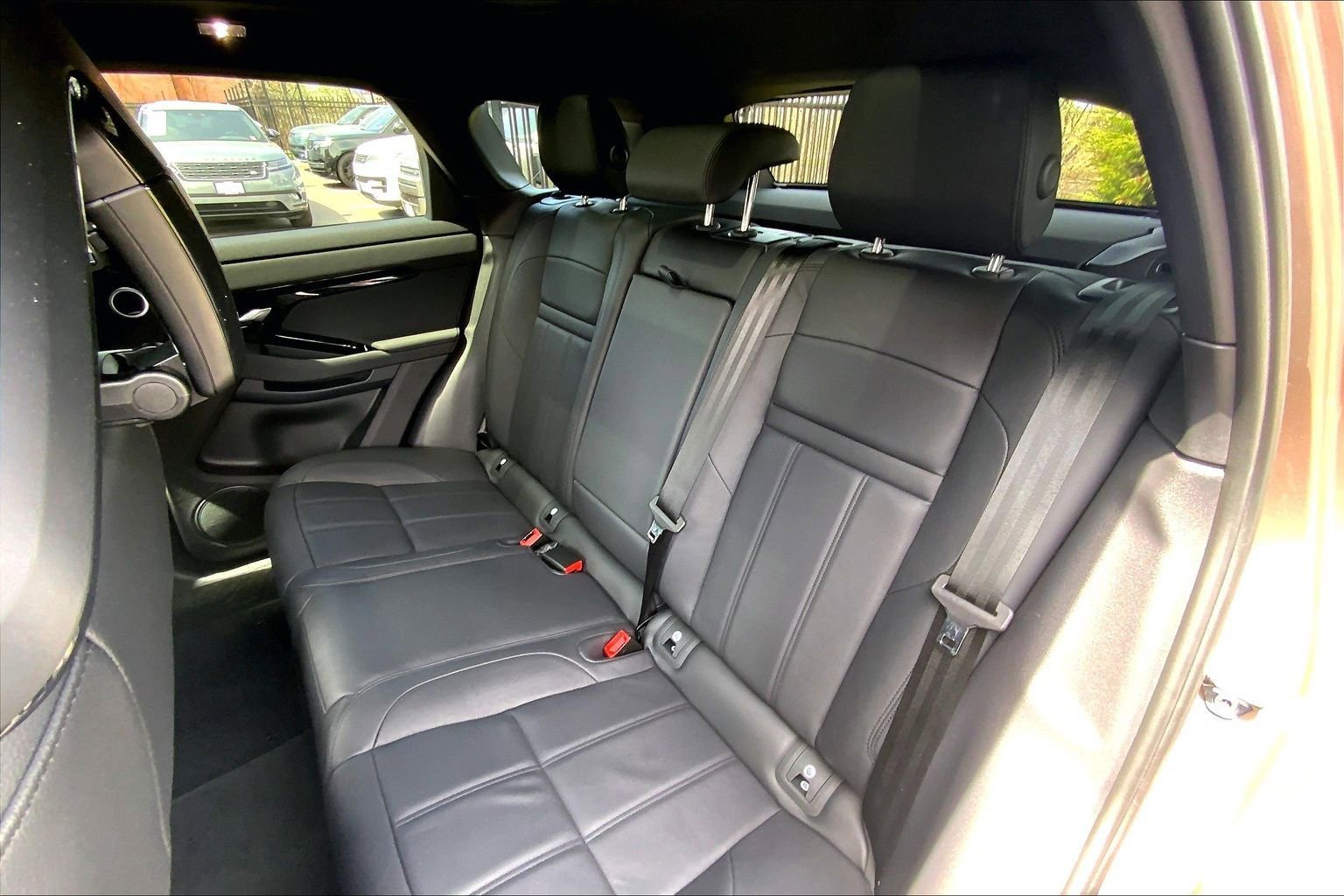 Used 2026 Land Rover Range Rover Evoque S image 20