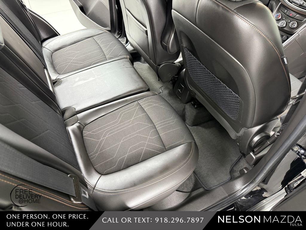 Used 2020 Chevrolet Trax LT w/ Redline Edition image 41