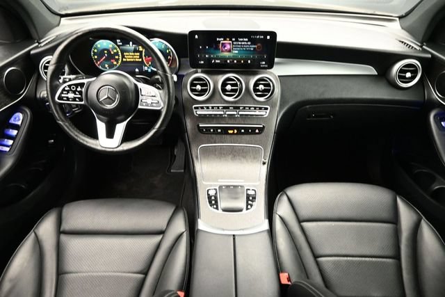 Used 2021 Mercedes-Benz GLC 300 4MATIC w/ Premium Package image 13