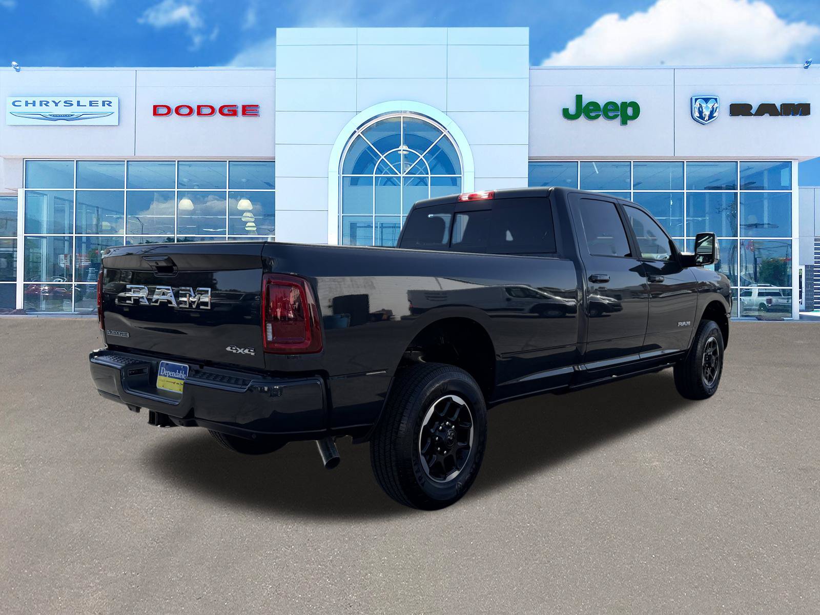 New 2026 RAM 2500 Laramie AWD/4WD image 11