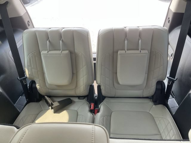 Used 2018 Ford Explorer Platinum AWD/4WD image 24