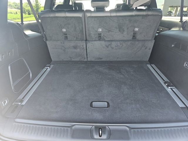 New 2025 Jeep Wagoneer L 4WD w/ Convenience Group I image 6