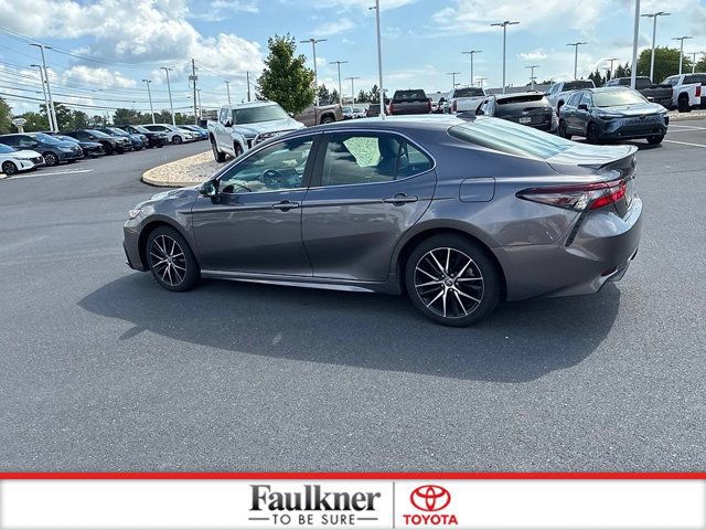 Used 2024 Toyota Camry SE FWD image 10
