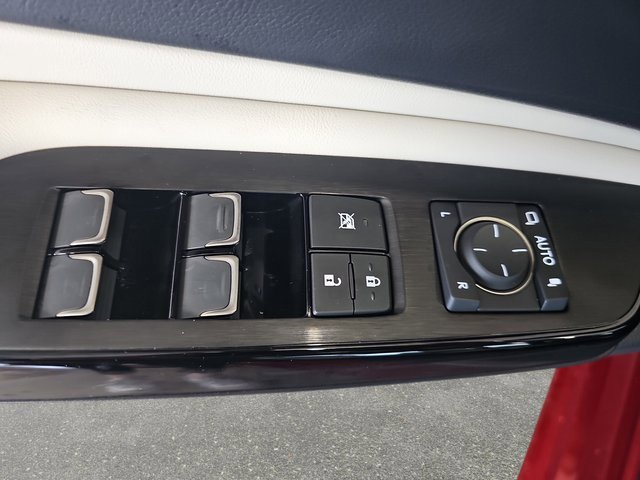 New 2025 Lexus ES 350 Ultra Luxury image 28