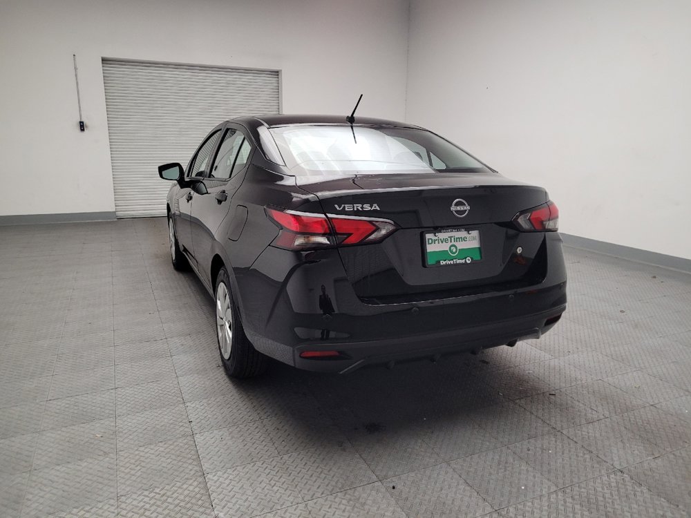 Used 2025 Nissan Versa S image 6