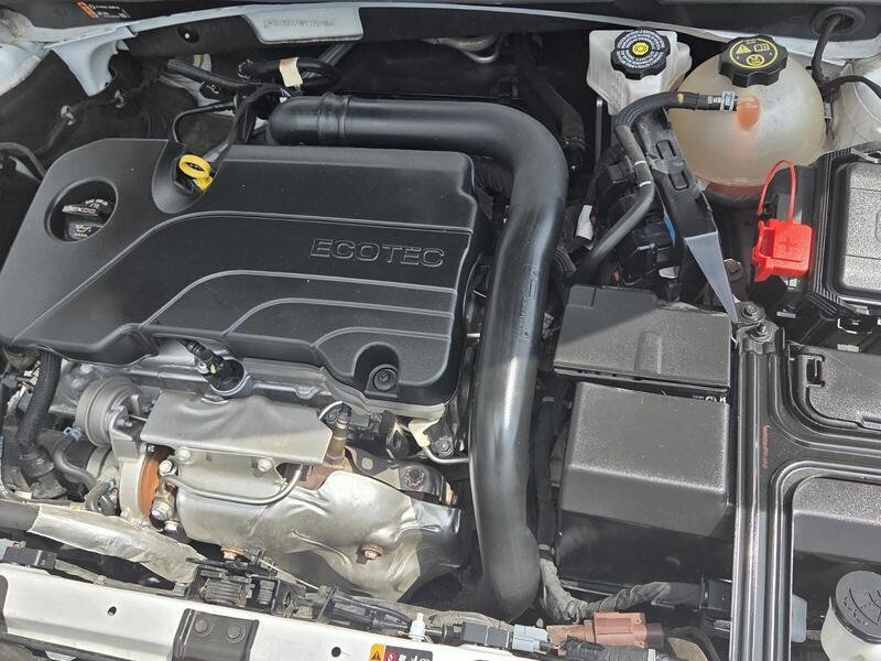 Used 2023 Chevrolet Malibu LT FWD image 20