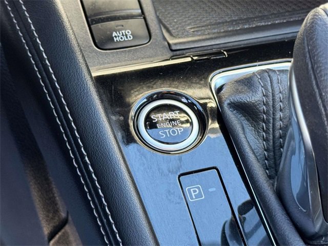 Used 2024 Nissan Kicks SV image 14