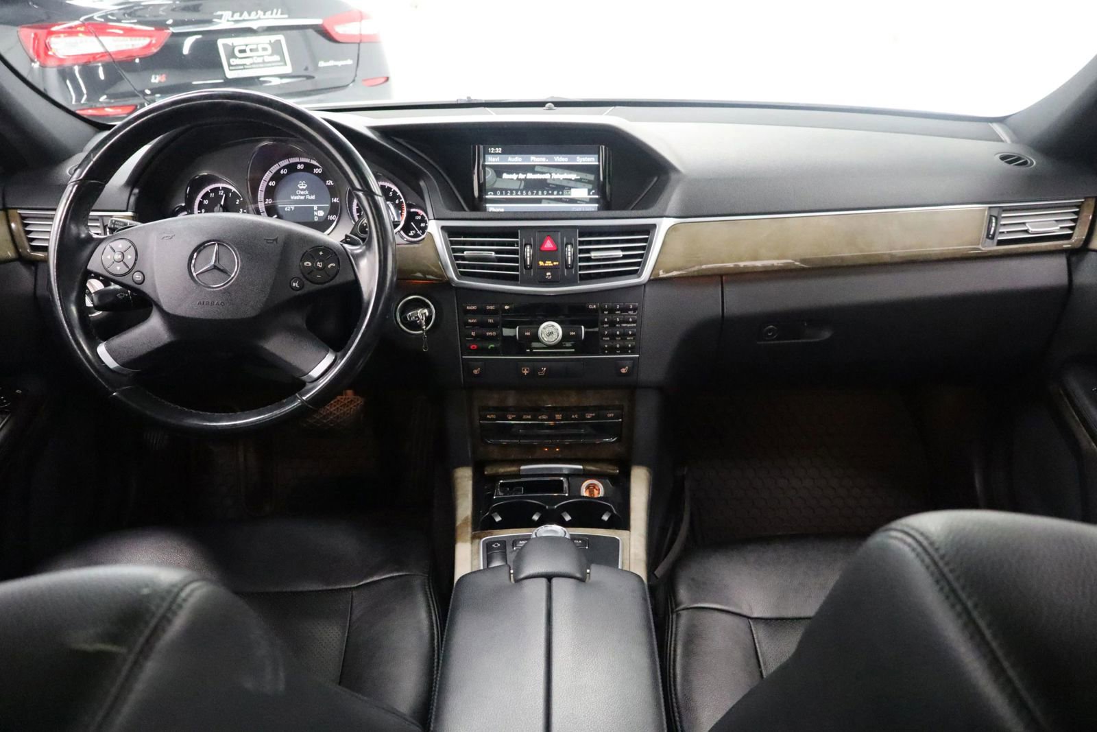 Used 2010 Mercedes-Benz E 350 E 350 4MATIC Sedan 4D image 24