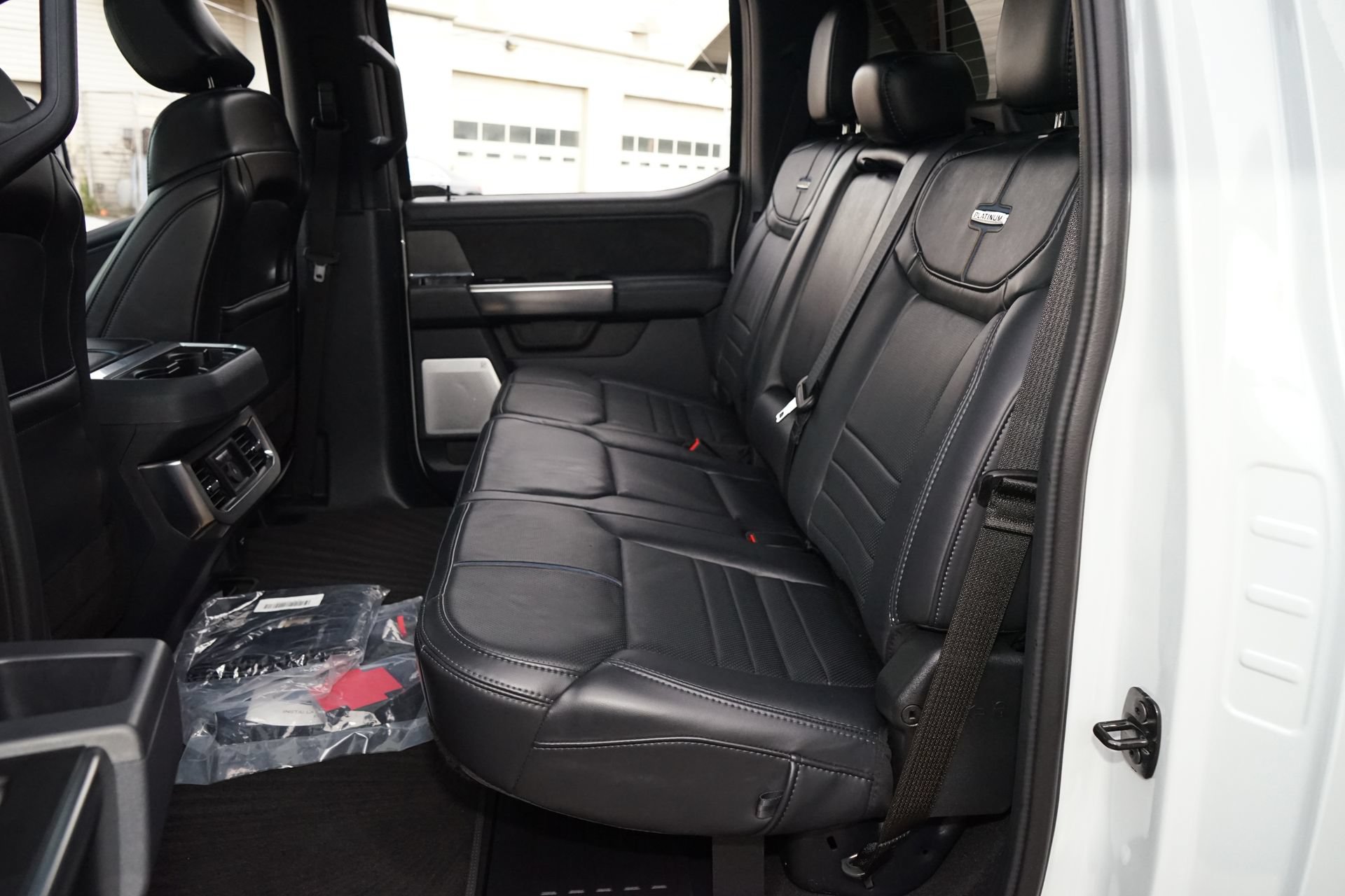 Used 2025 Ford F350 Platinum AWD/4WD image 14