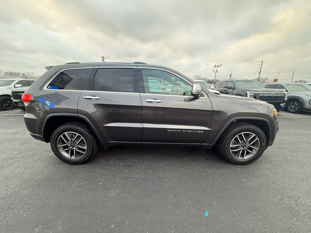 Used 2019 Jeep Grand Cherokee Limited image 2