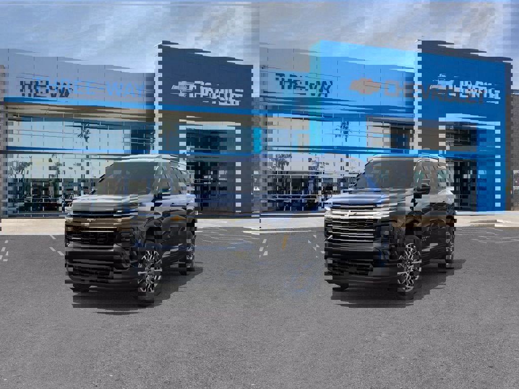 New 2026 Chevrolet Traverse LT w/ Driver Confidence Package image 8