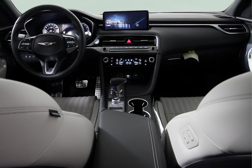 Used 2024 Genesis G70 2.5T w/ Sport Prestige Package image 17