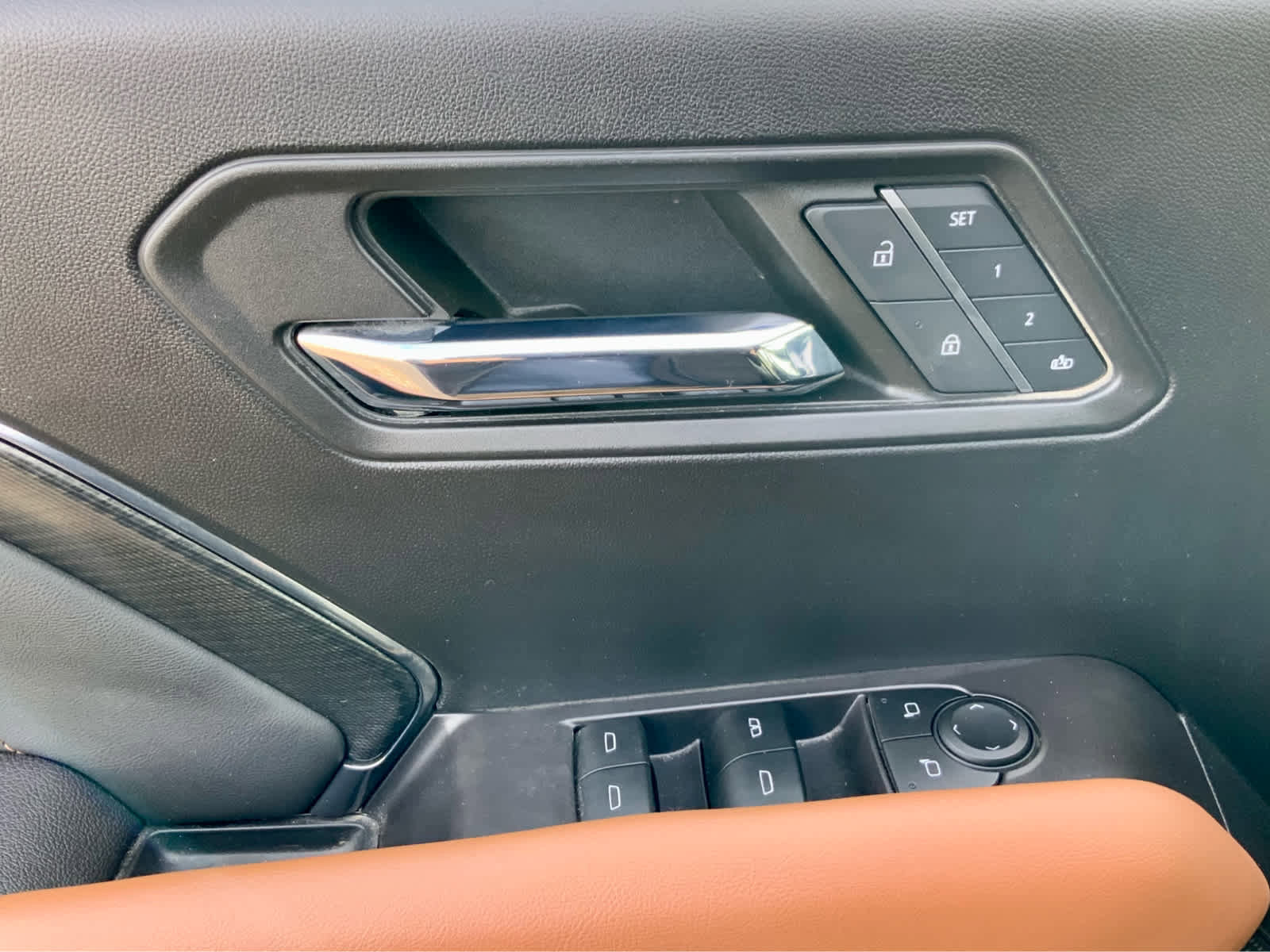 Used 2023 GMC Canyon AT4 w/ AT4 Premium Package image 57