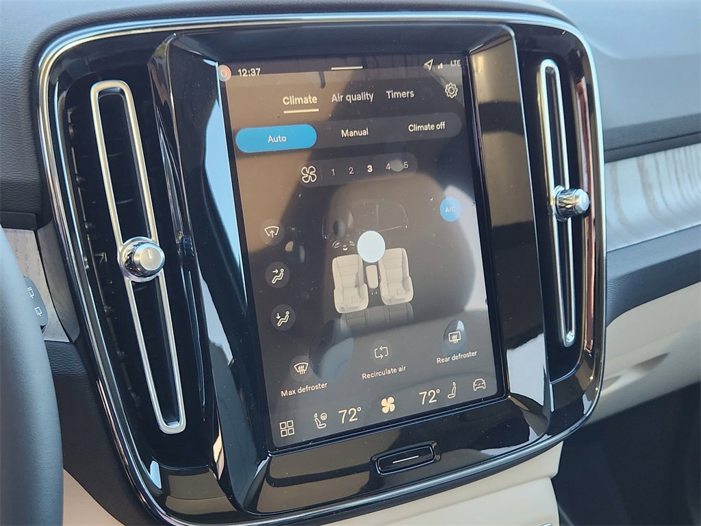 New 2026 Volvo XC40 B5 Plus w/ Protection Package Premier image 13