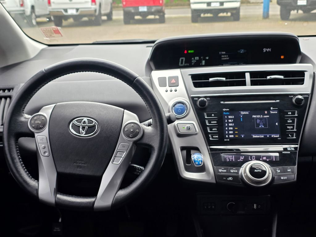 Used 2017 Toyota Prius V Five w/ Carpet Mat Package image 10