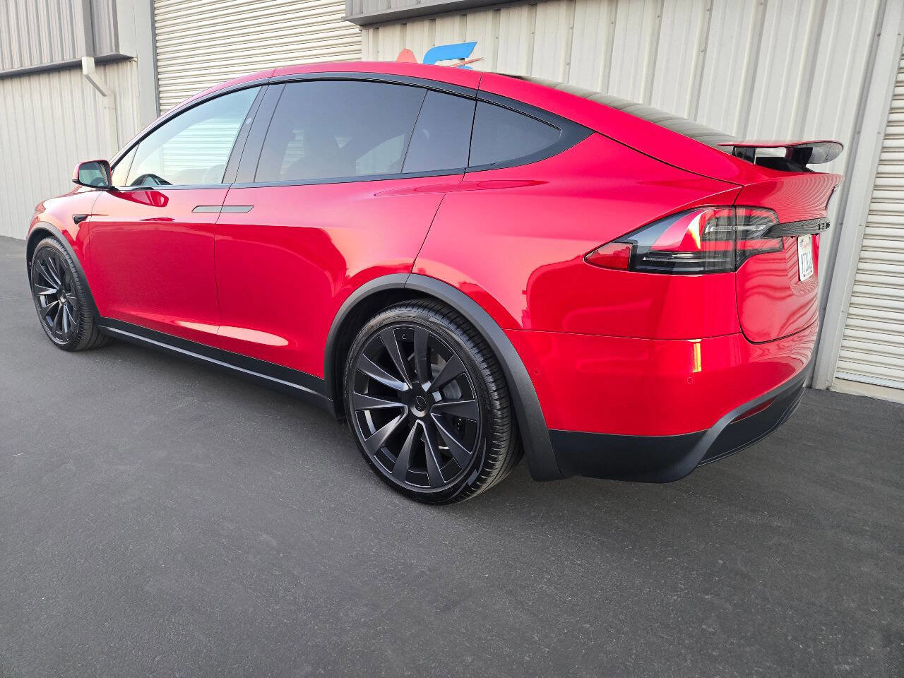 Used 2022 Tesla Model X Plaid image 4