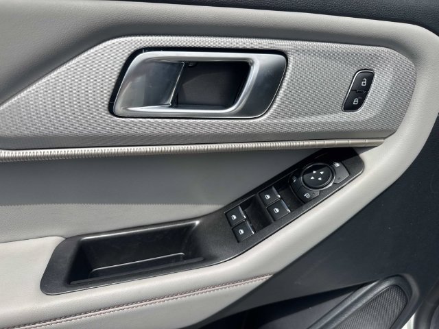 New 2026 Ford Explorer Active w/ Active Comfort Package RWD image 20
