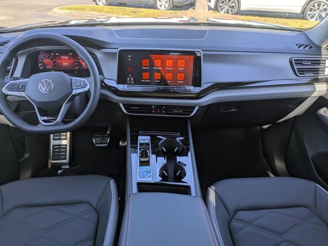 New 2026 Volkswagen Atlas Peak Edition image 17