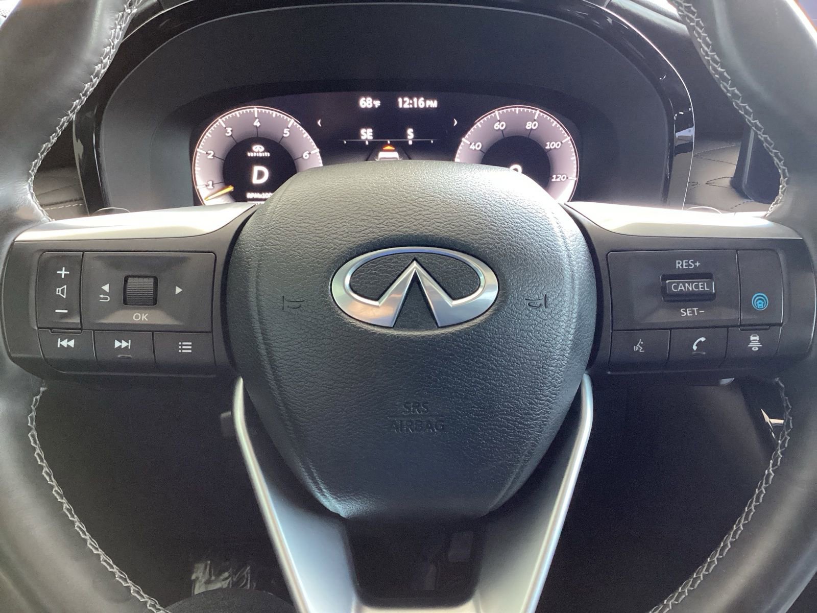 Used 2022 INFINITI QX60 Autograph w/ Cargo Package image 11