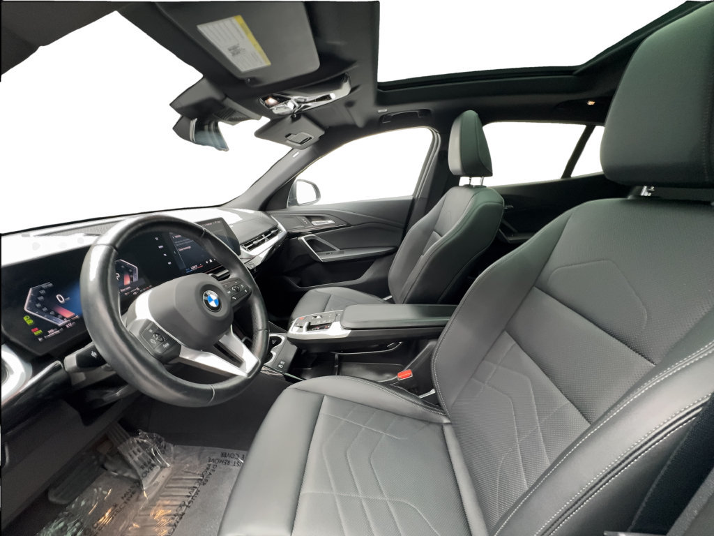 Used 2025 BMW X2 xDrive28i AWD/4WD image 21