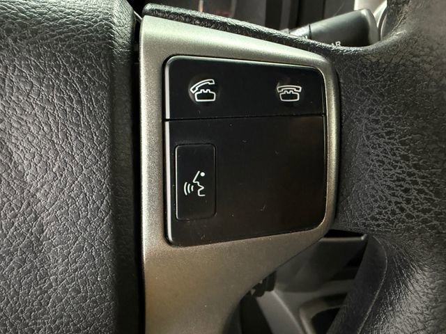 Used 2012 Toyota 4Runner SR5 w/ Convenience Pkg image 12