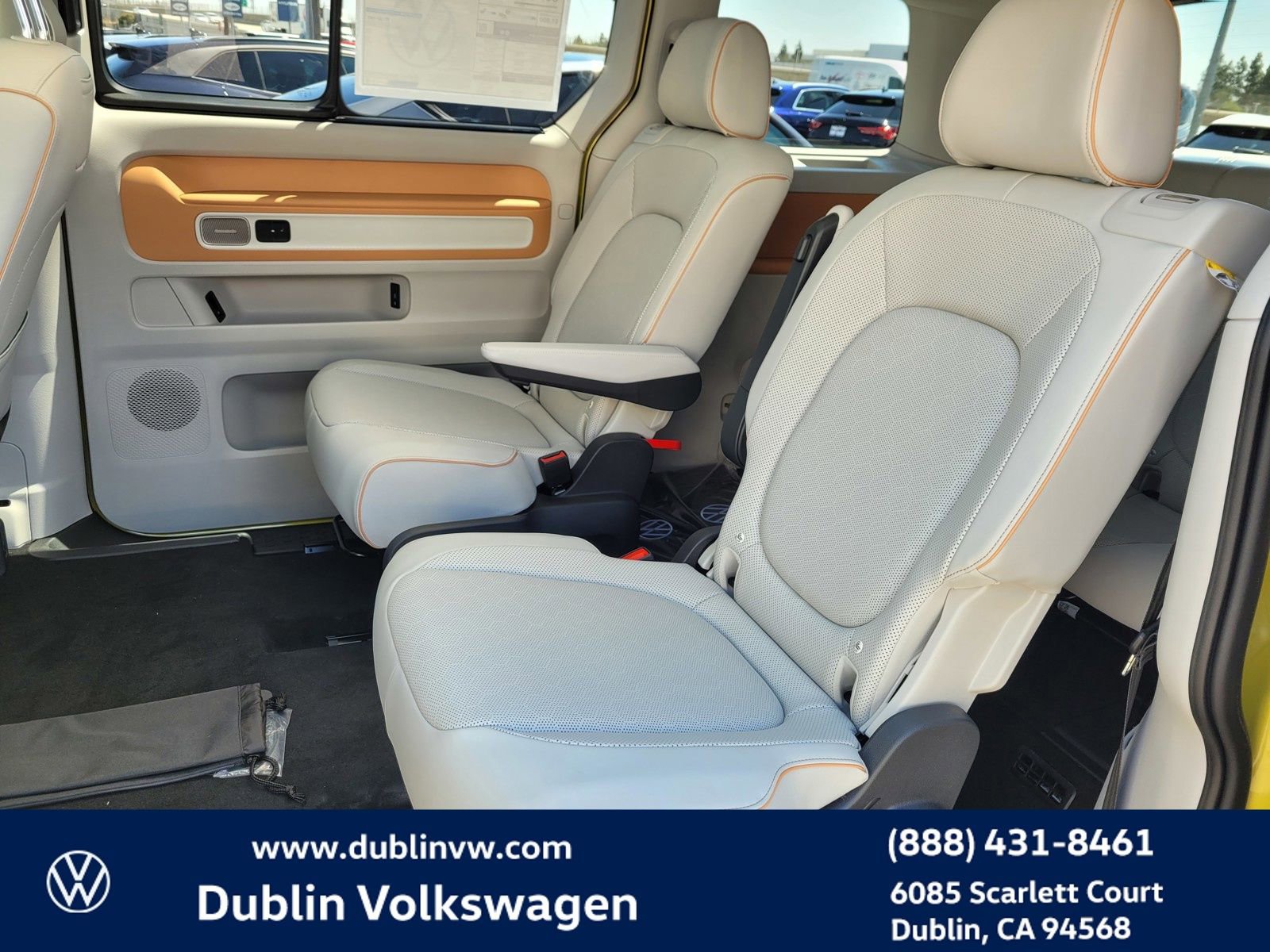 New 2025 Volkswagen ID. Buzz Pro S Plus image 10