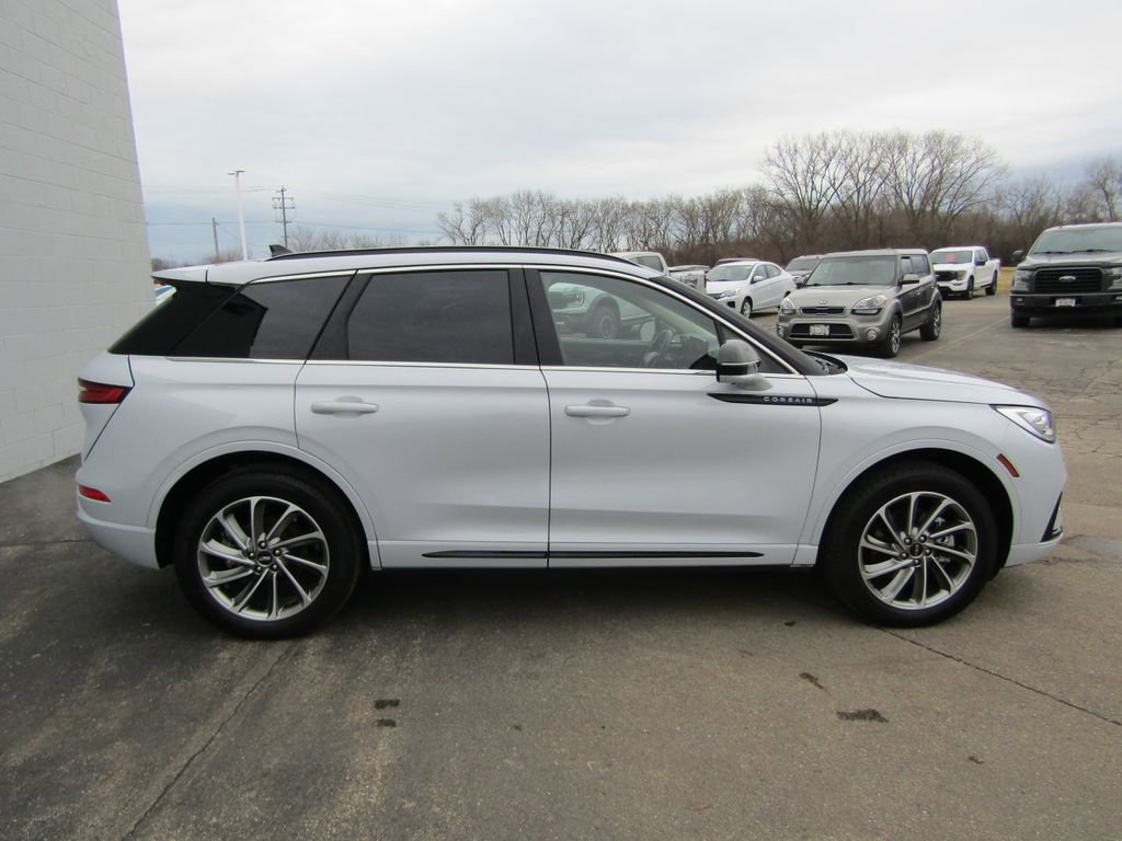 Used 2025 Lincoln Corsair Grand Touring w/ Equipment Group 301A AWD/4WD image 10