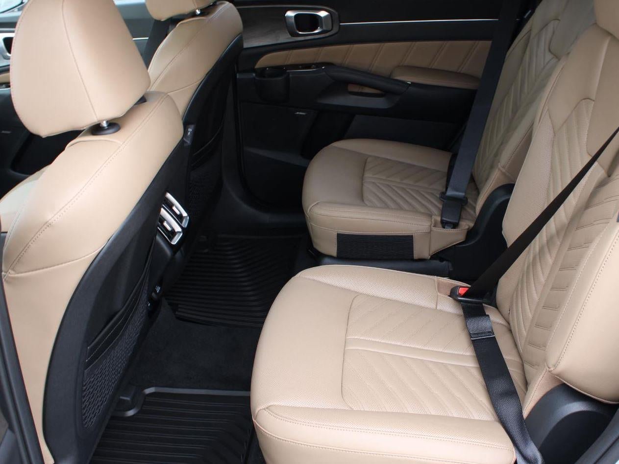 New 2026 Kia Sorento SX Prestige w/ Olive Brown Leather Package image 16