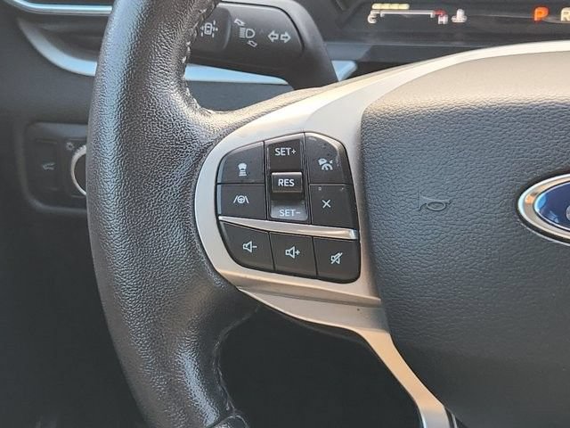 Used 2021 Ford Explorer XLT w/ Equipment Group 202A RWD image 26
