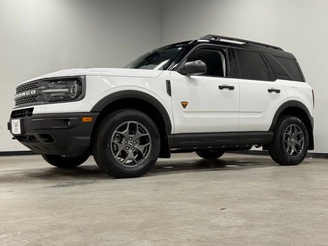 Used 2022 Ford Bronco Sport Badlands image 5